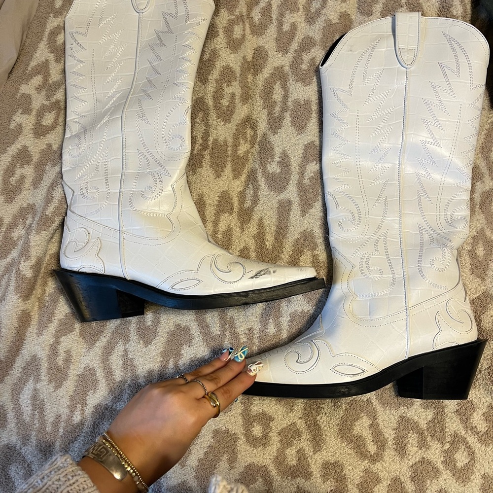 Topshop White Heeled Cowboy Boots